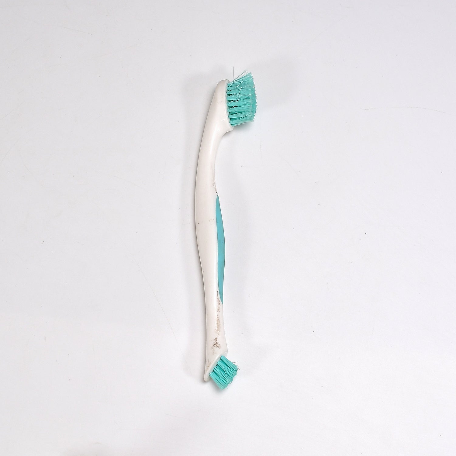 6665 Multipurpose 2 Side Brush For Home And Kitchen Use. 6665 Multipurpose 2 Side Brush For Home And Kitchen Use.